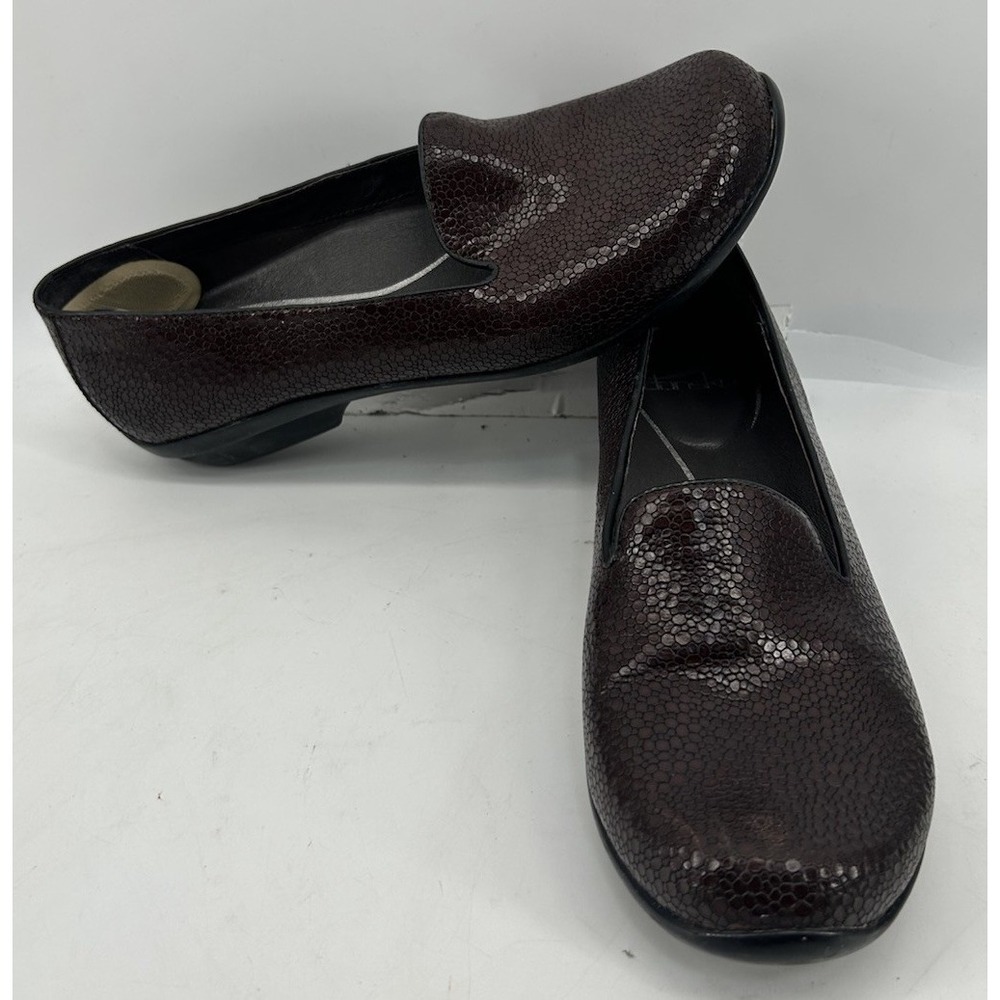 Dansko Olivia Slip On Loafers Brown Pebble Textured Leather Women's Size 39